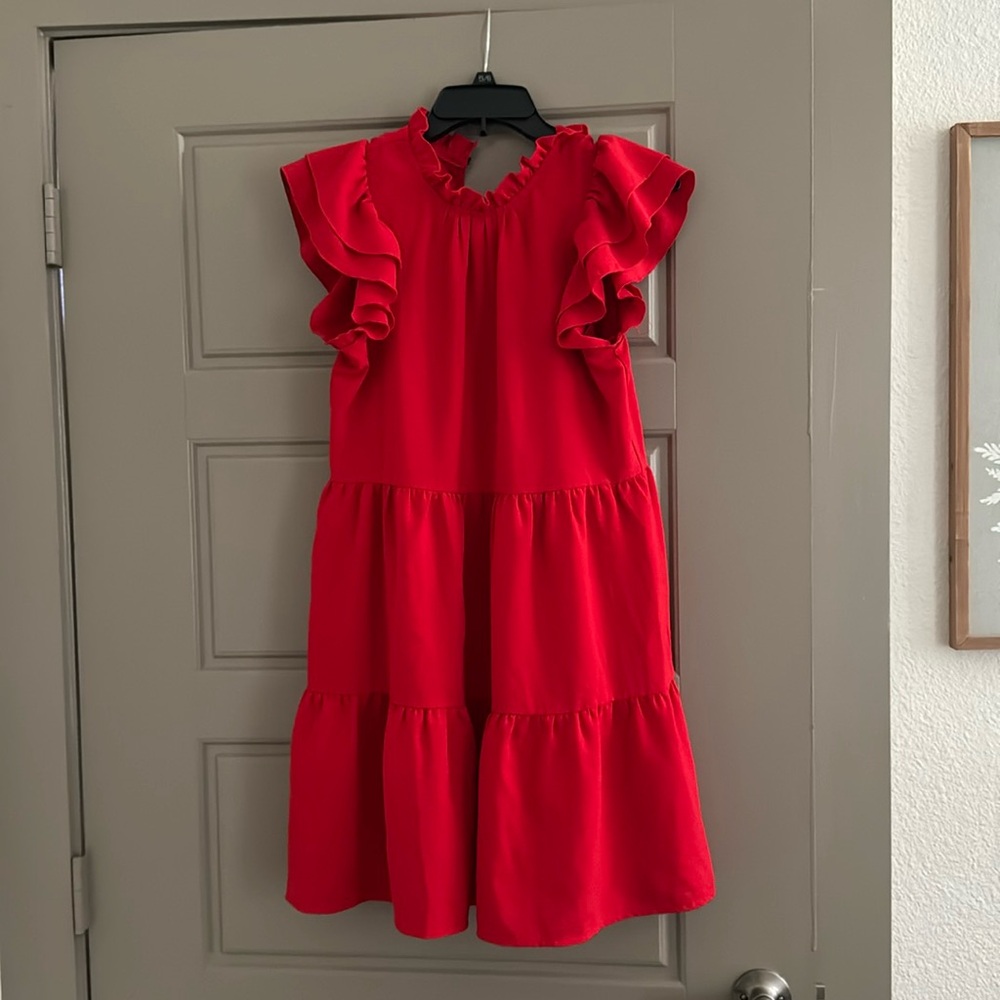 Red Flowey Ruffled Entro Dress